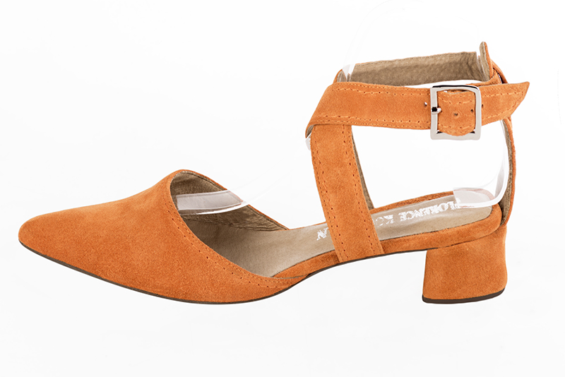 Apricot orange women's open back shoes, with crossed straps. Tapered toe. Low flare heels. Profile view - Florence KOOIJMAN